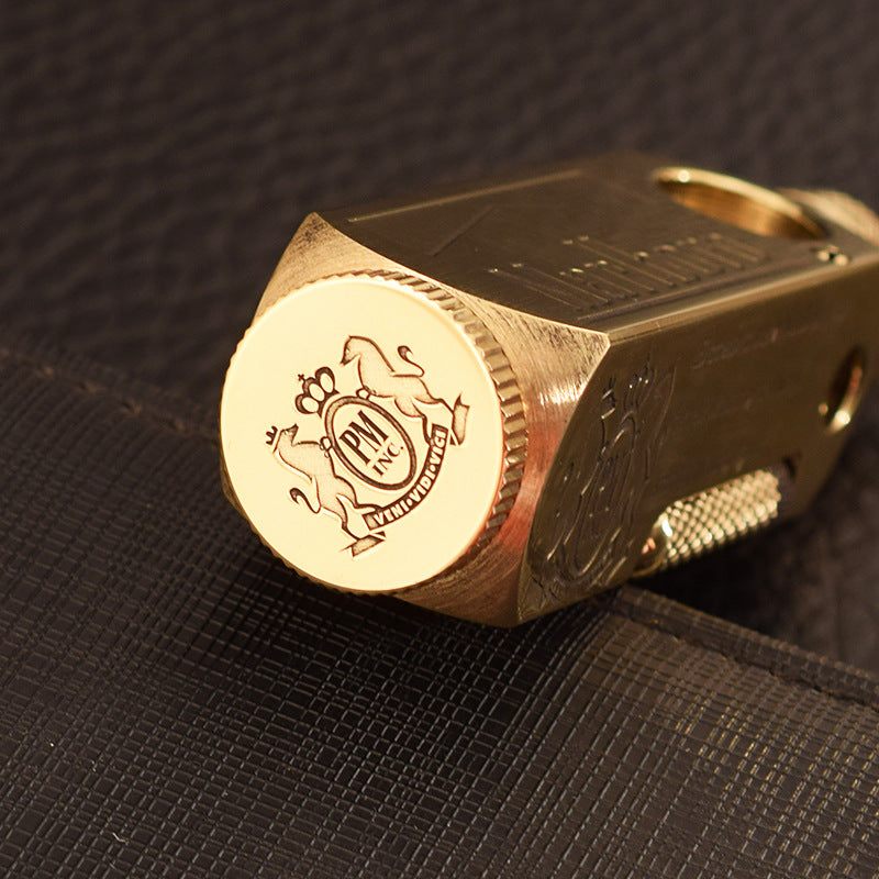 Brass lighter with unique laser engravings A real eye-catcher