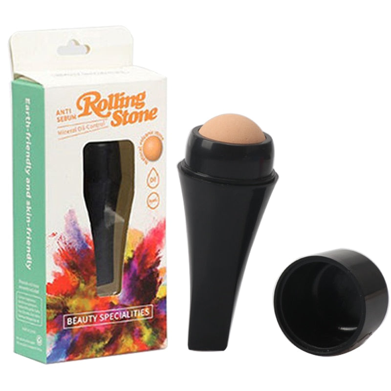 Rouleau de beauté pour le soin du visage fabriqué à partir de roche volcanique naturelle. Maquillage mat soins de la peau du visage