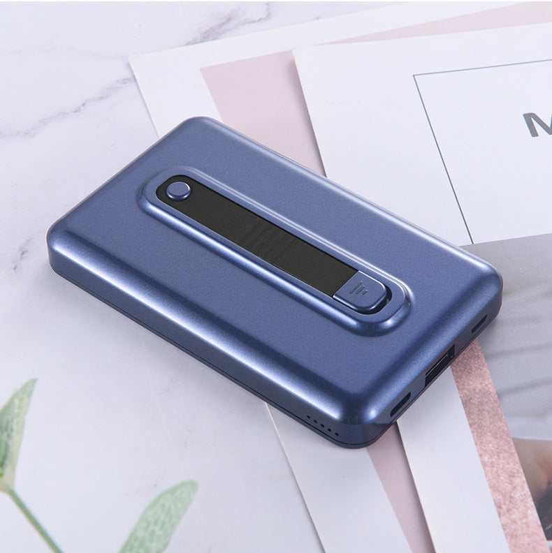 Magnetic Adsorption Wireless Power Bank with Multi U Port